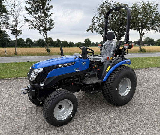 Solis Kompakttraktor 26 HST Vorführer mit Rasen-Bereifung groß -sofort verfügbar