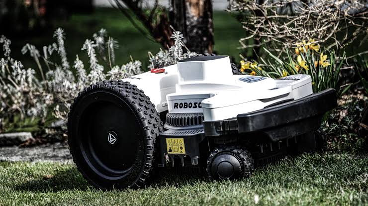 Mähroboter