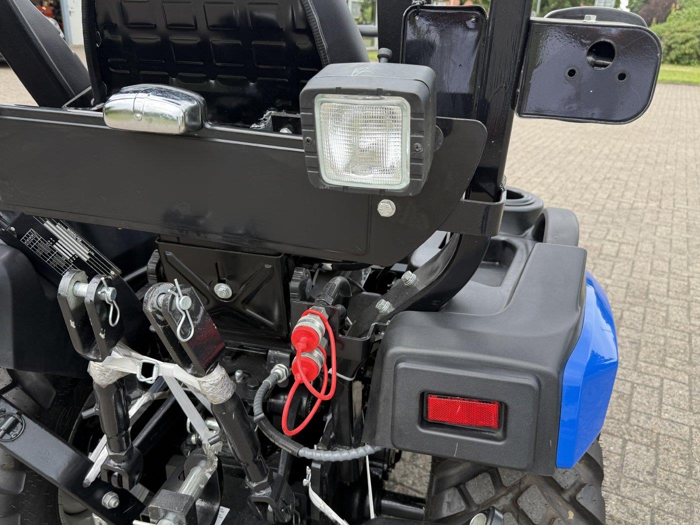 Solis Kompakttraktor 26 HST Vorführer mit Galaxy Pro Bereifung -sofort verfügbar