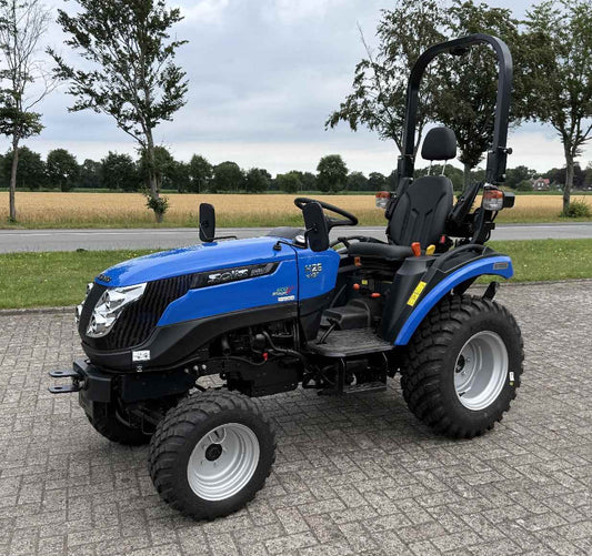 Solis Kompakttraktor 26 HST Vorführer mit Galaxy Pro Bereifung -sofort verfügbar