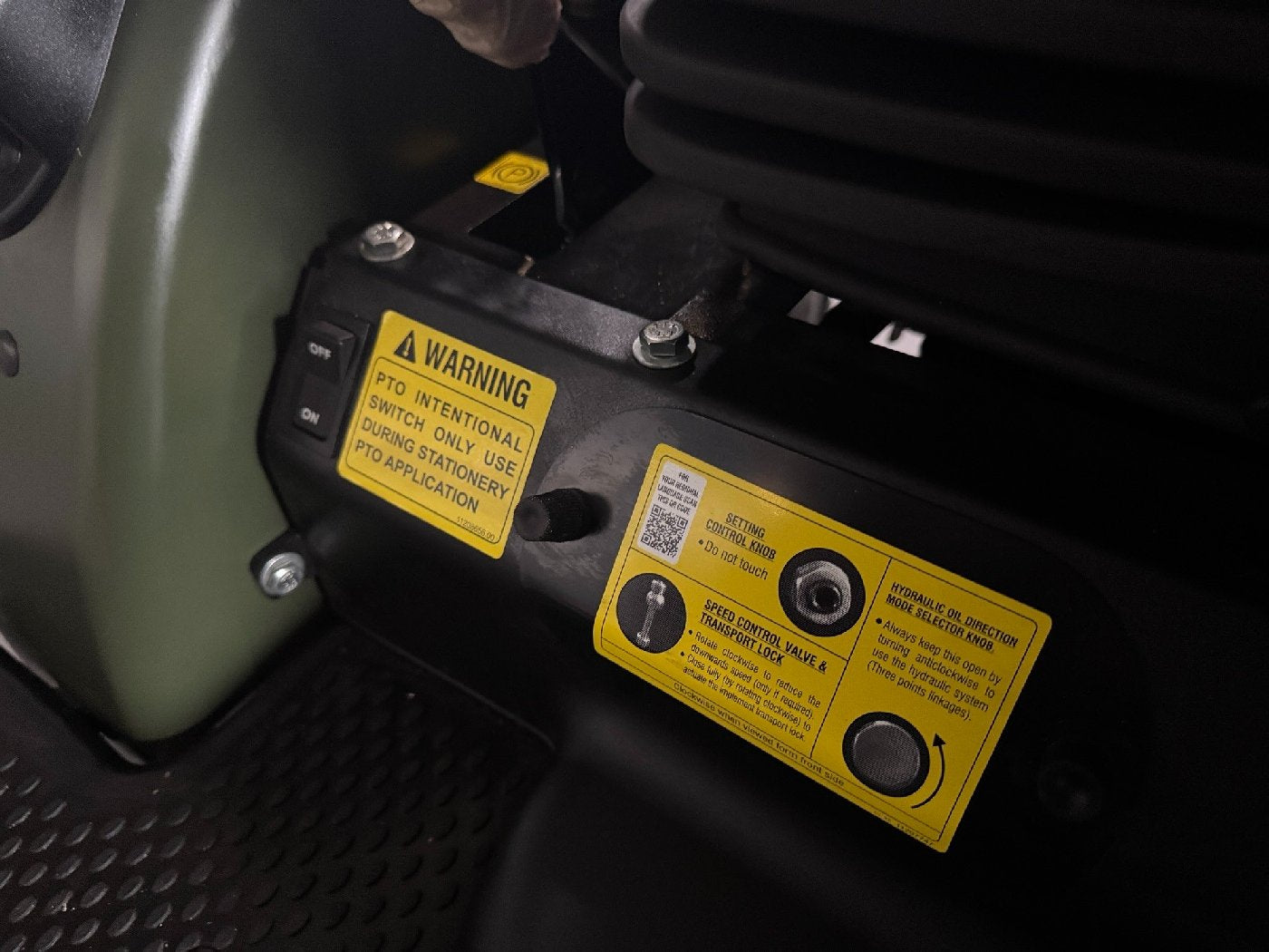 Startrac Allrad-Kleintraktor 26 HST Grundmaschine ohne Bereifung -5 Farben wählbar