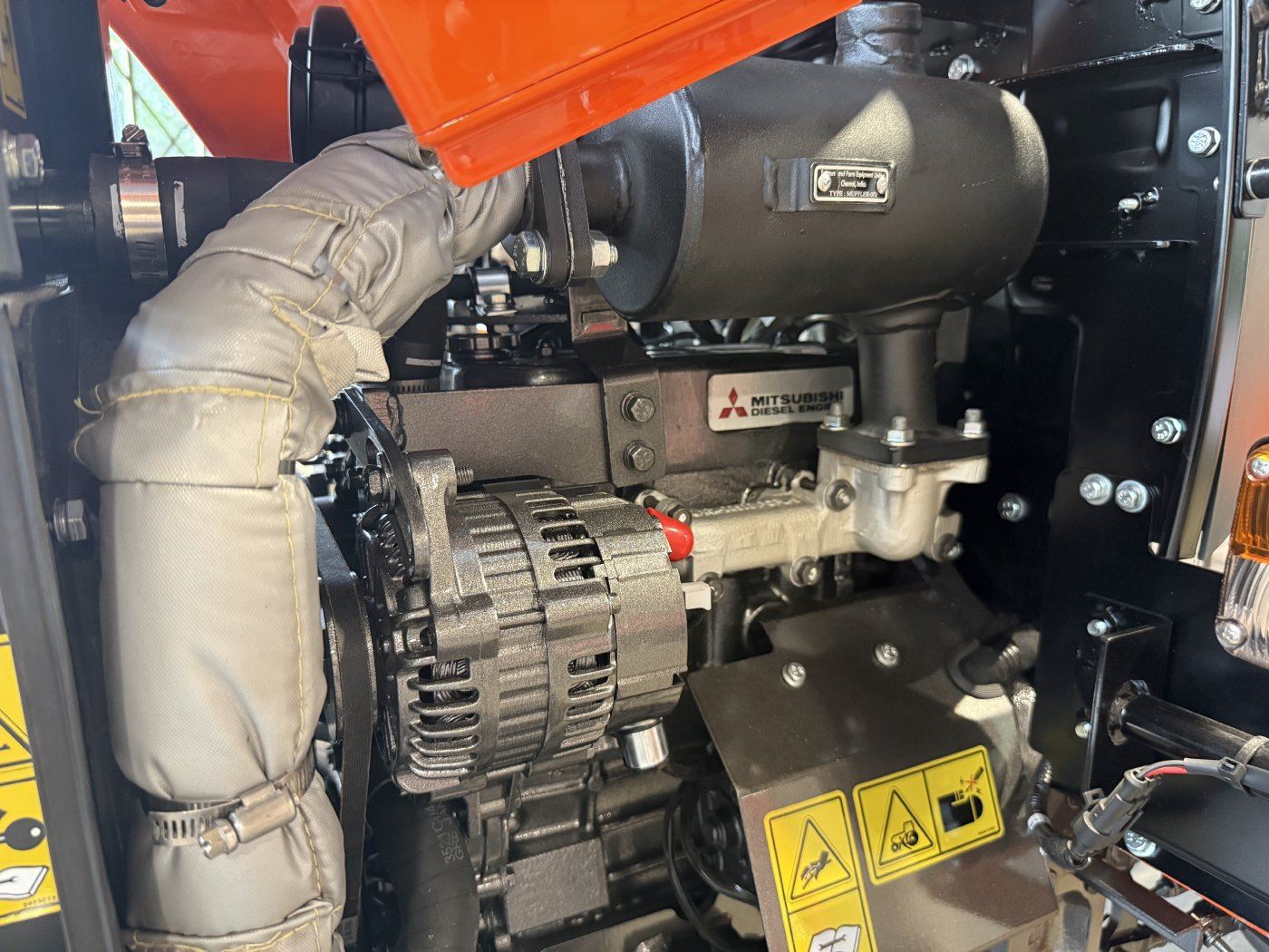 Tafe Allrad-Universalschlepper 6020M Grundmaschine ohne Bereifung - mit hydr. Lenkung